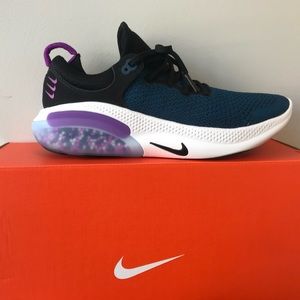 WMNS NIKE JOYRIDE RUN FK